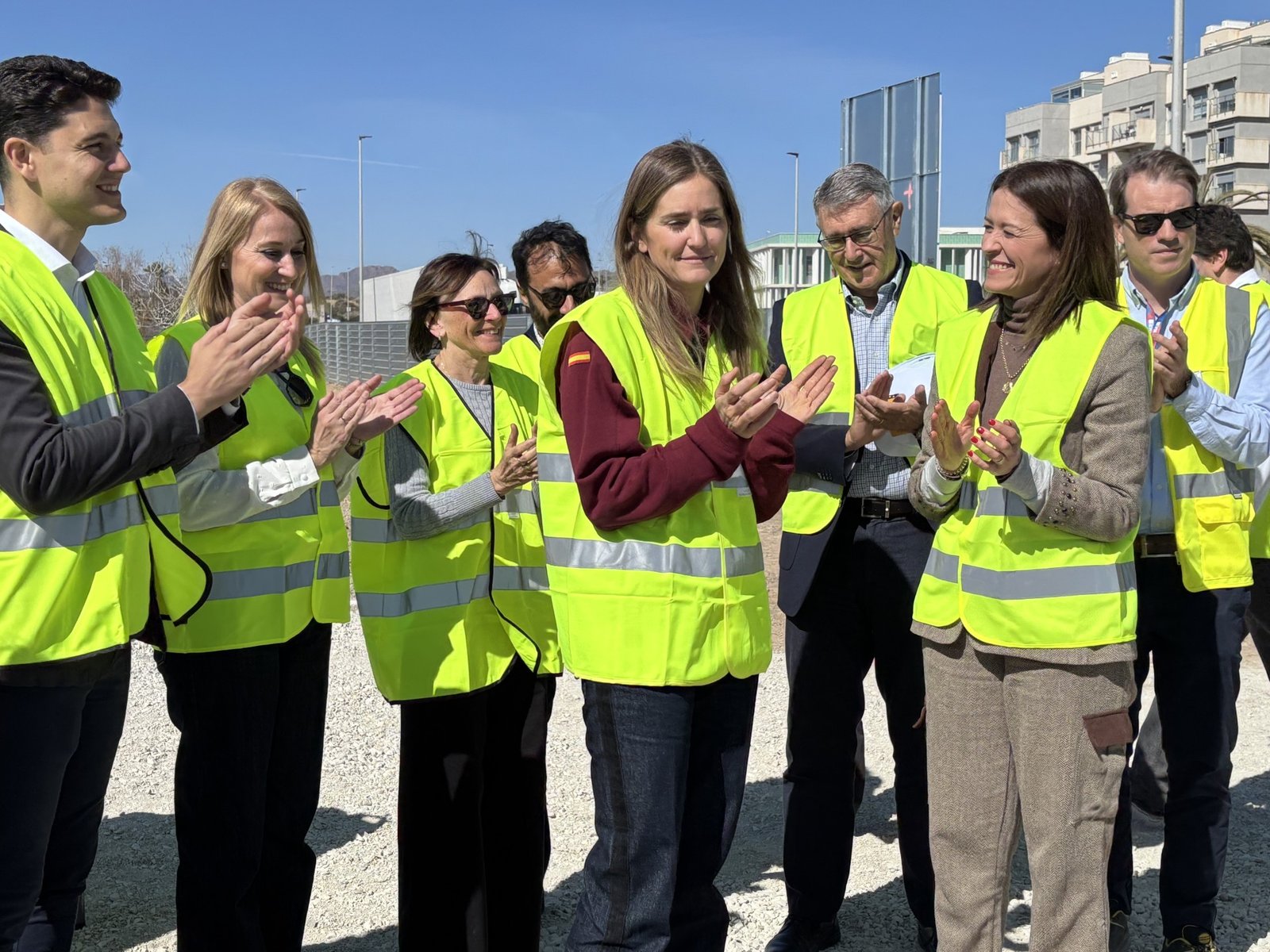 El vicepresidente Agesen visita águilas (Murcia) la tierra del futuro Centro de Producción de E ...
