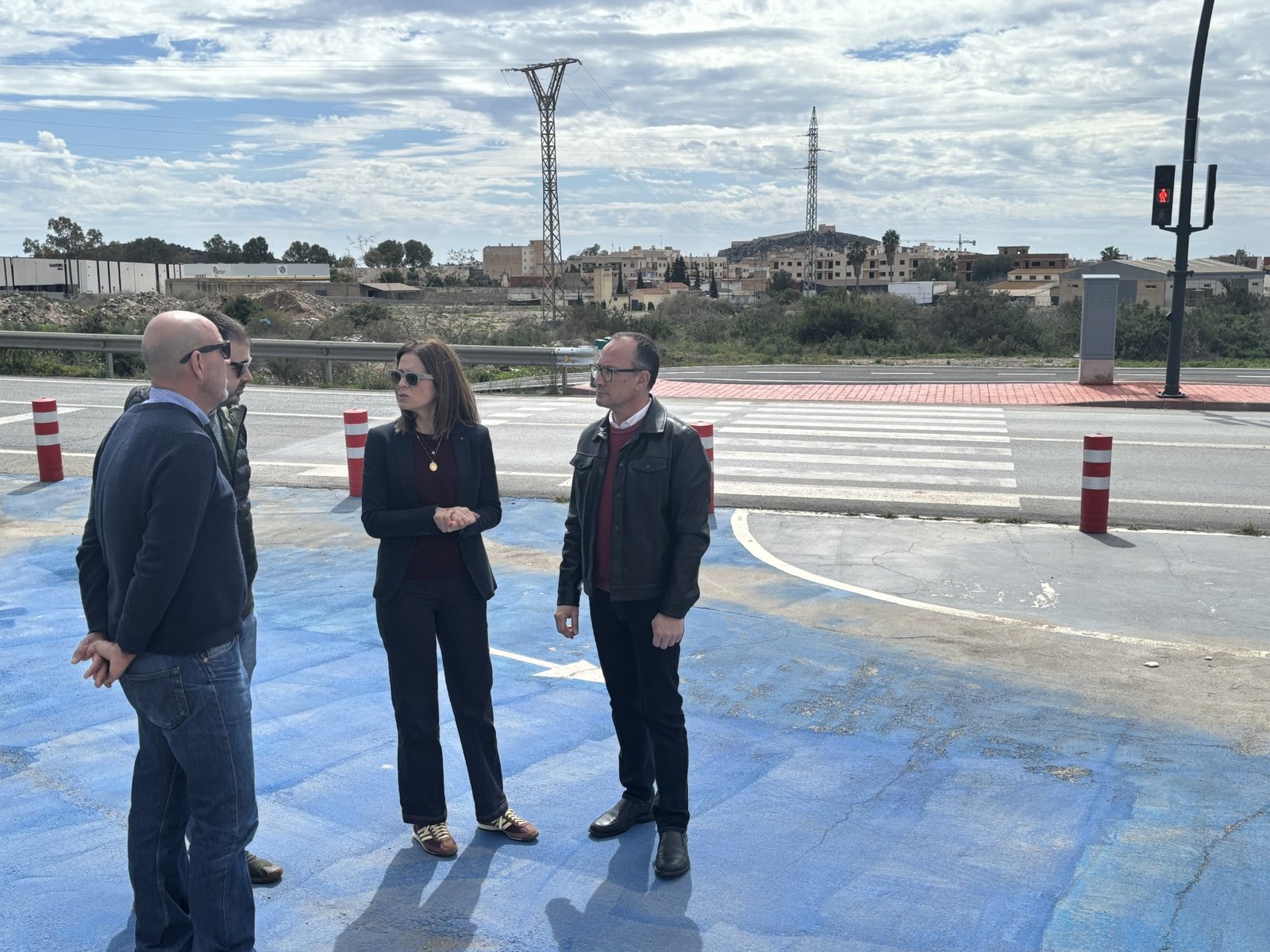 El cruce de peatones ya ha entrado en funcionamiento, sin duda vinculará las dos pistas de entrenamiento de ...