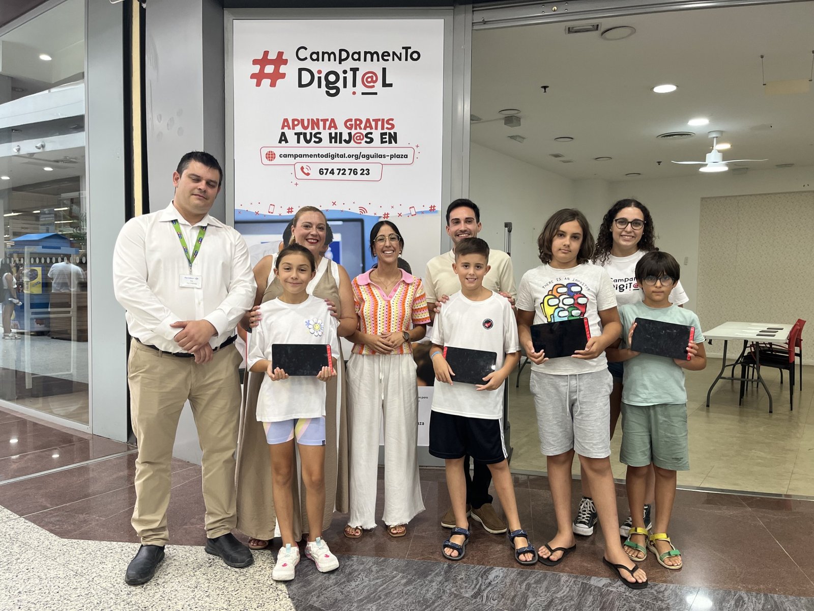 Águilas Plaza presenta el campamento digital del taller gratuito del consejero juvenil.