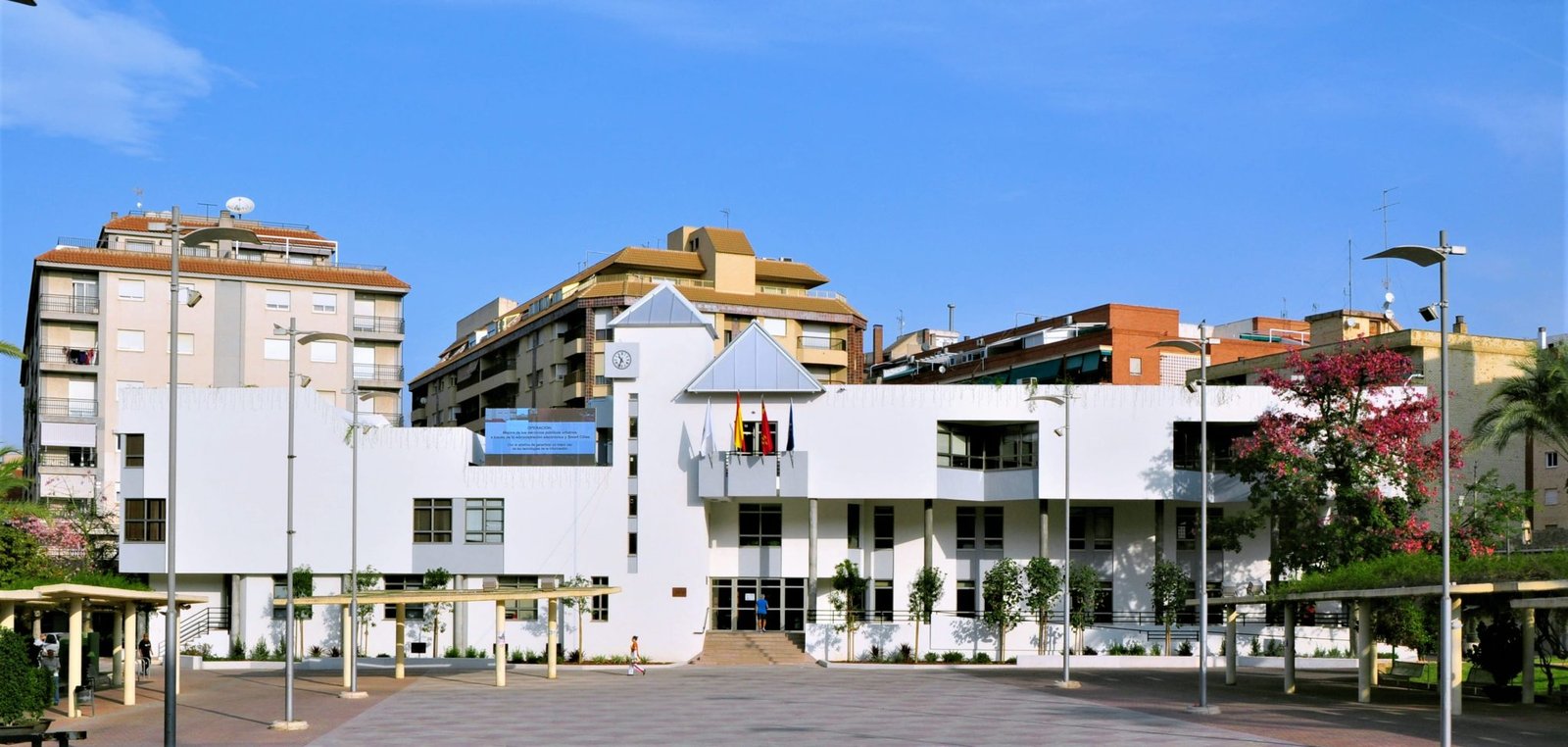 Banner fachada Ayuntamiento nuevo scaled