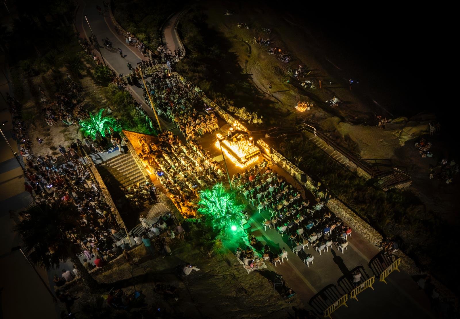 Música a la Luz del Mar