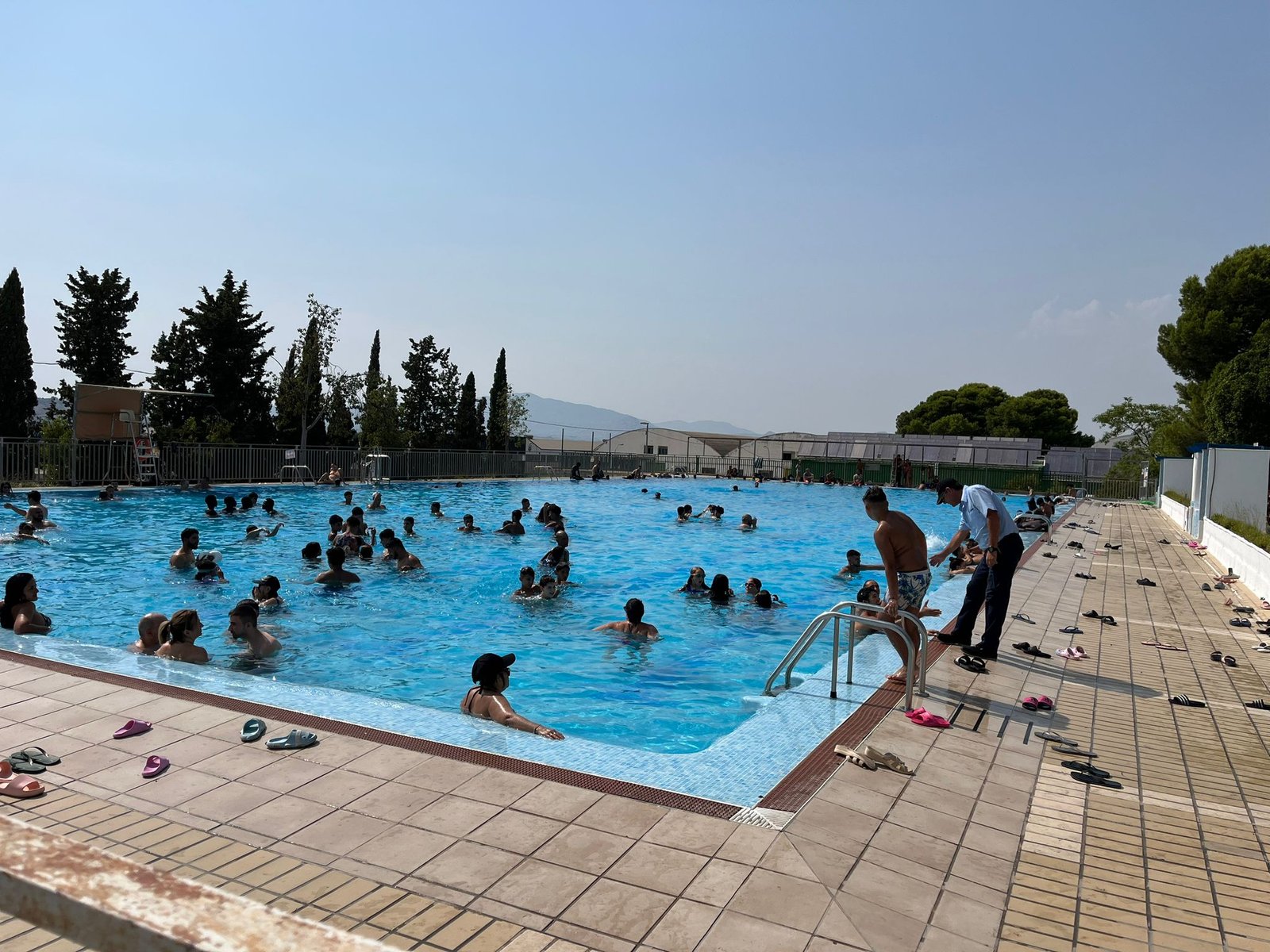 El Gobierno local de Molina de Segura abre, por segundo día consecutivo y de forma gratuita, la piscina de la Ciudad Deportiva El Romeral