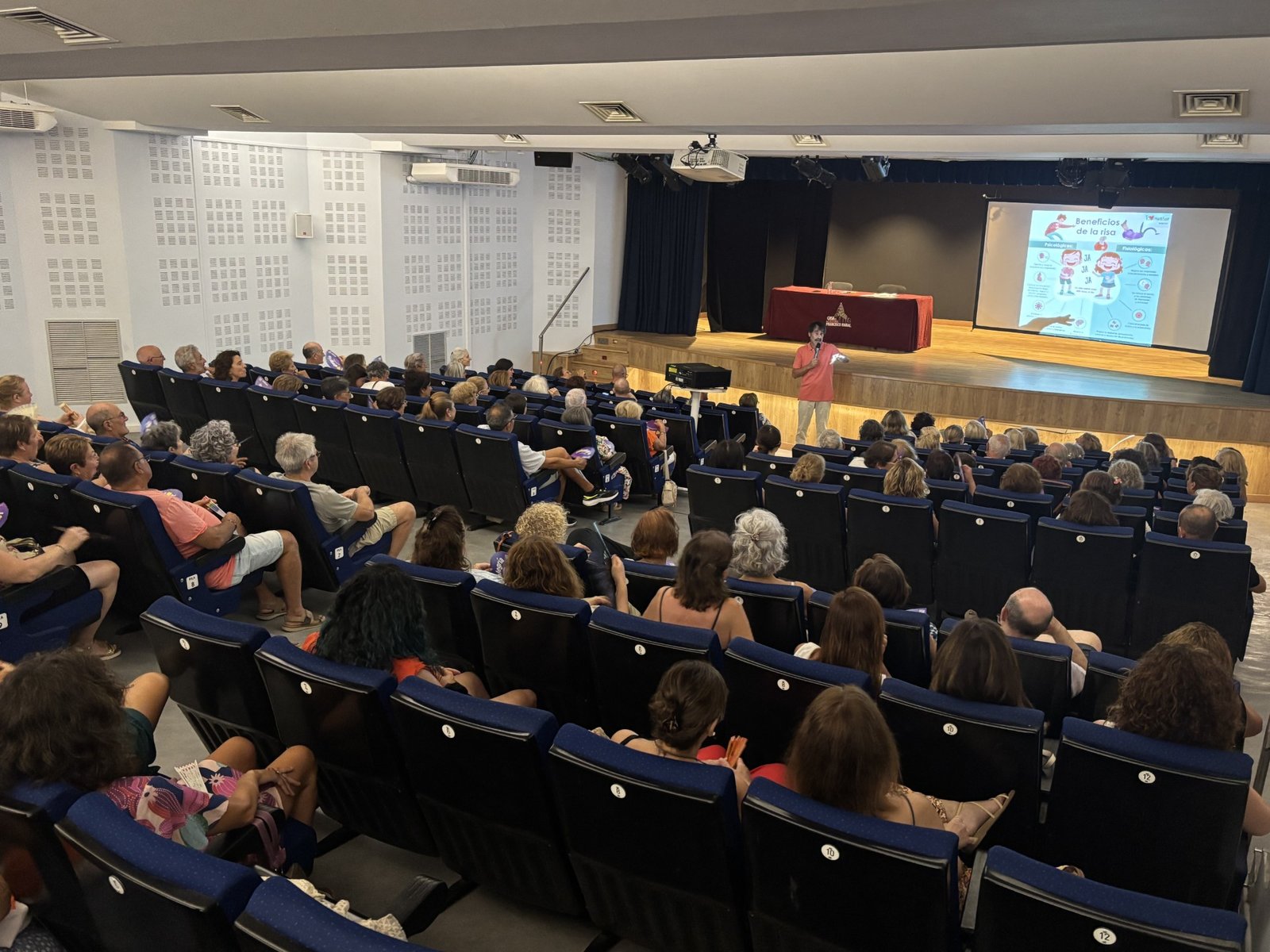 La Casa de Cultura acoge la charla Cuida tu Ríe-nestar interior