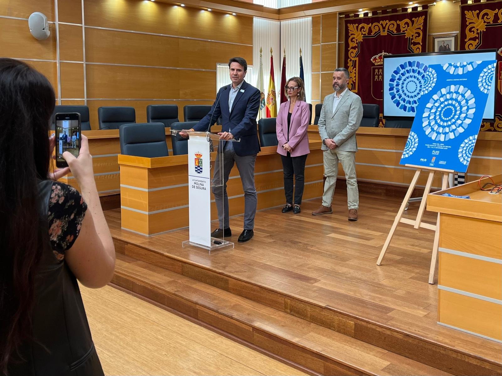 Presentación Feria del Libro de Molina 1