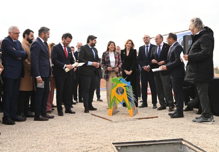 Acto de colocación de la primera piedra del futuro centro de formación de Fremm en Cartagena (4)