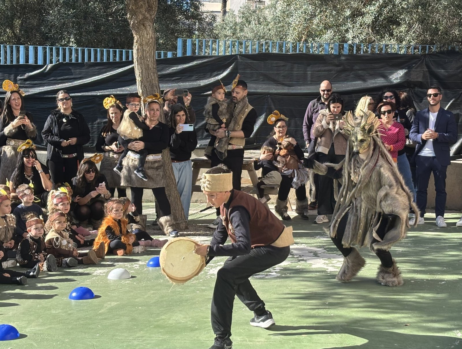 El colegio Ciudad del Mar celebra su Suelta de la Mussona