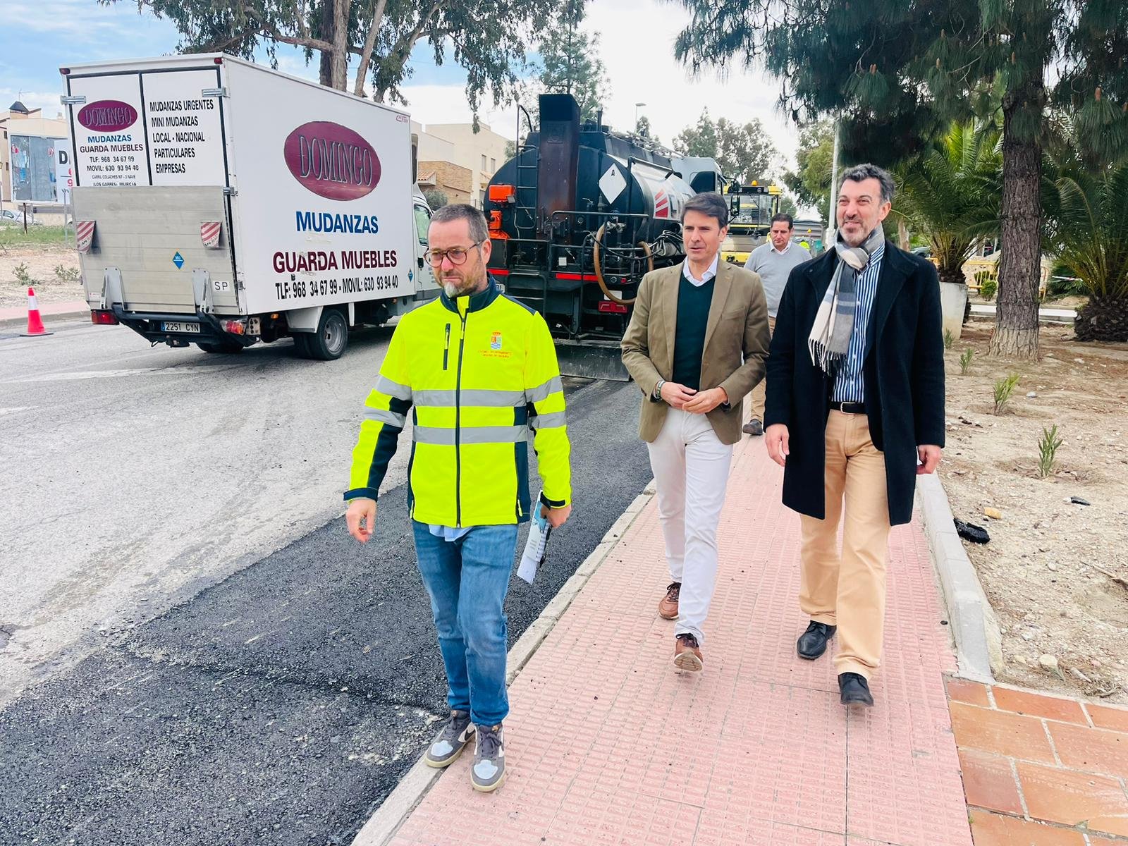 Vía Pública Molina Asfaltado de calles en urbanización La Alcayna Visita alcalde Foto1