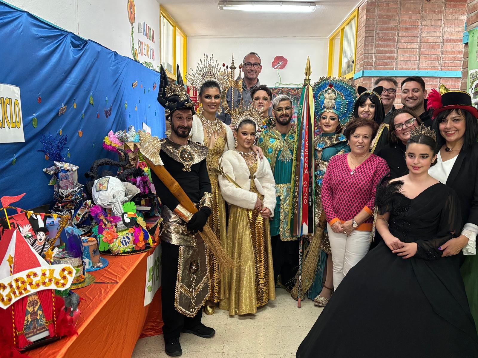 El colegio Joaquín Tendero celebra el Carnaval con un concurso de sombreros