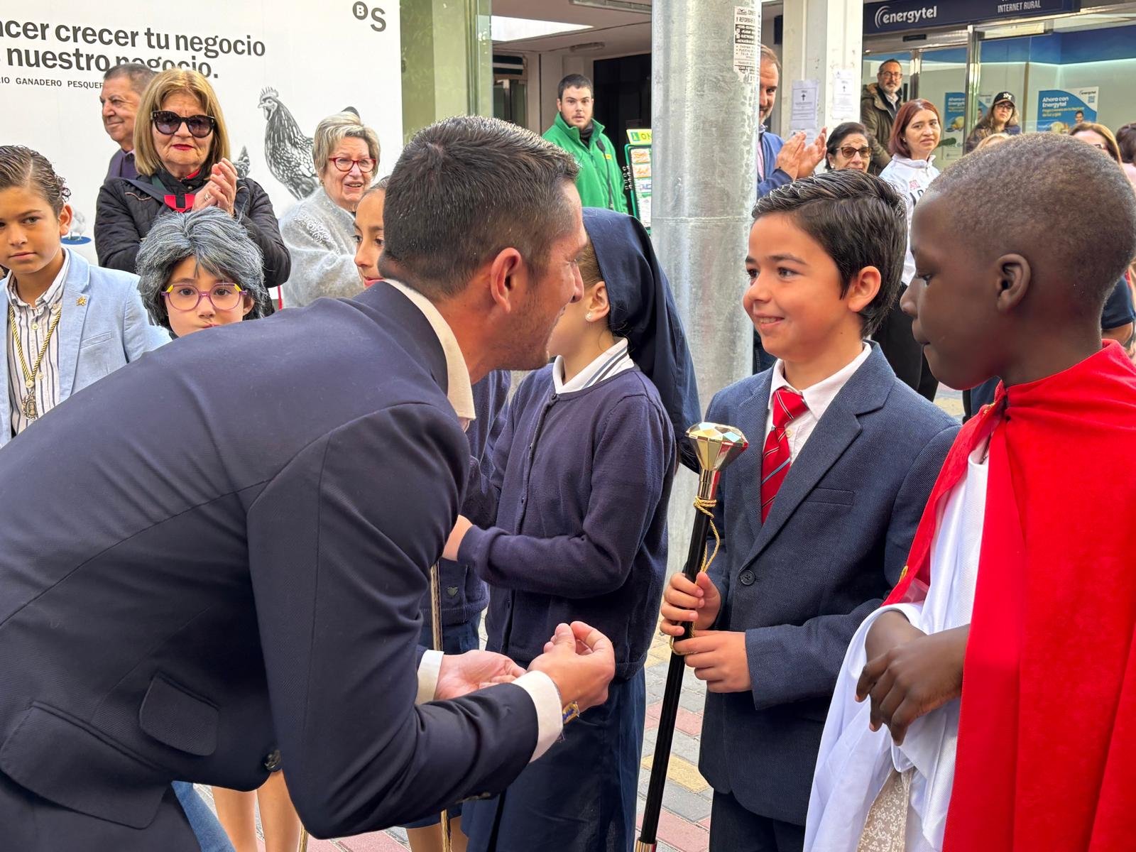 La Pasión de los niños crece con la incorporación del paso del Resucitado