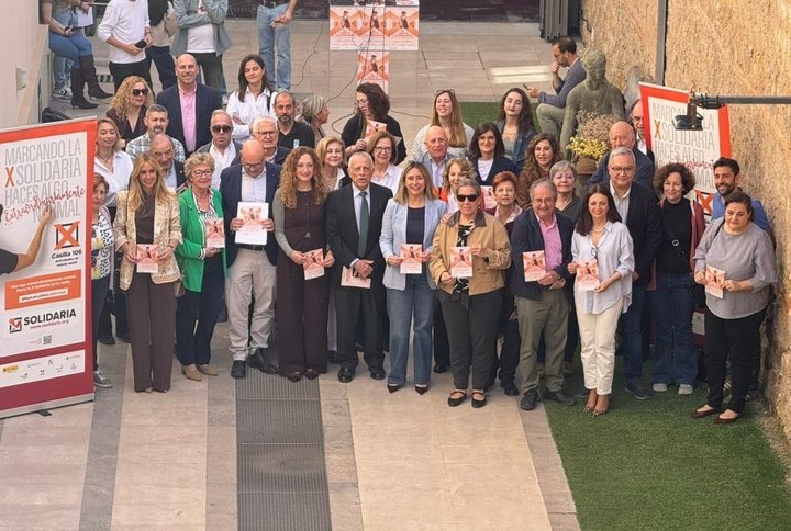La consejera de Política Social, Familias e Igualdad, Conchita Ruiz, durante la presentación de la campaña de la `X Solidaria´